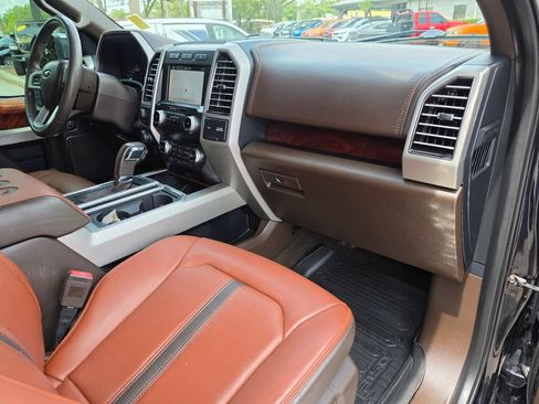 Used 2019 Ford F150 King Ranch w/ Equipment Group 601A Luxury AWD/4WD image 12