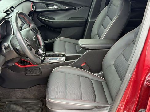 Used 2022 Chevrolet TrailBlazer RS FWD image 5