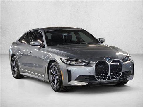 Used 2023 BMW i4 eDrive35 w/ Premium Package image 3