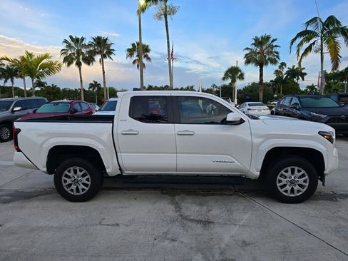 Used 2024 Toyota Tacoma SR5 RWD image 4
