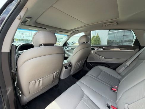Used 2017 Genesis G80 3.8 w/ Option Group 02 RWD image 18