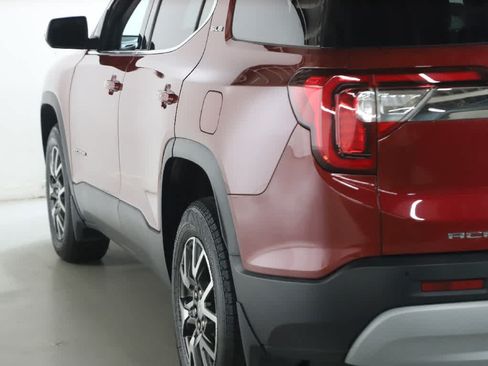 Used 2020 GMC Acadia SLE w/ Driver Convenience Package FWD image 42