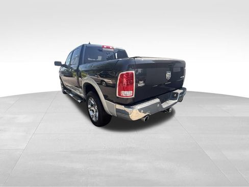 Used 2016 RAM 1500 Laramie w/ Convenience Group AWD/4WD image 4