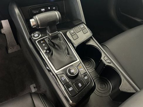 Used 2025 Kia Sportage EX FWD image 20