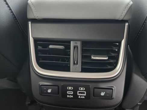 Used 2025 Subaru Outback Limited XT image 19