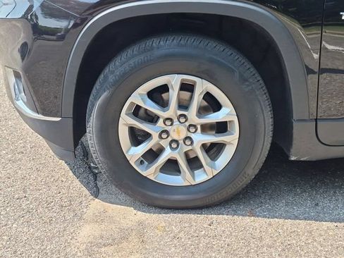 Used 2020 Chevrolet Traverse LT AWD/4WD image 10