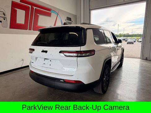 Used 2024 Jeep Grand Cherokee L Altitude AWD/4WD image 8
