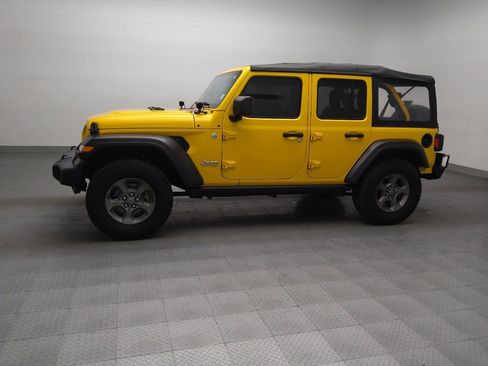Used 2020 Jeep Wrangler Unlimited Sport image 2