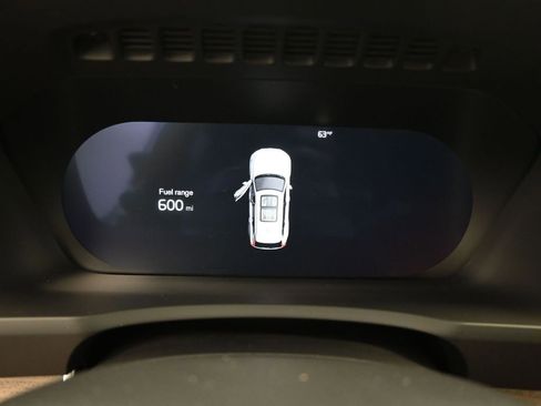 New 2026 Volvo XC90 B6 Plus w/ Protection Package Premier AWD/4WD image 12