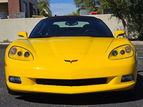Used 2010 Chevrolet Corvette Convertible w/ Preferred Equipment Group image 6
