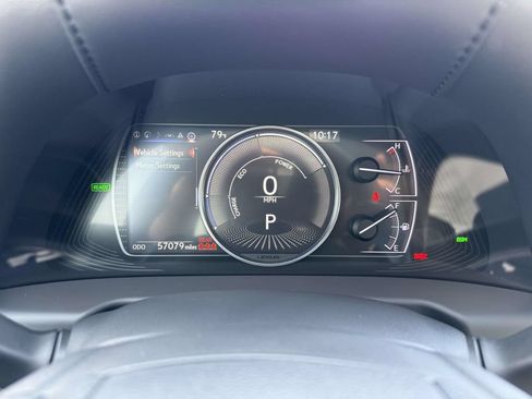 Used 2019 Lexus ES 300h w/ Accessory Package FWD image 29