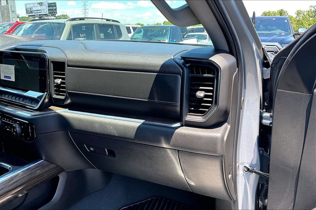 Used 2024 Chevrolet Silverado 1500 RST w/ All Star Edition Plus AWD/4WD image 29