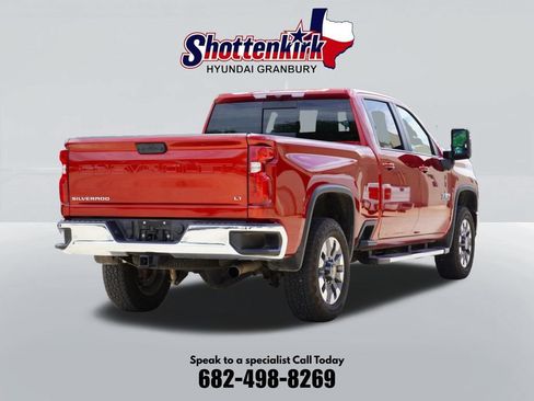 Used 2024 Chevrolet Silverado 2500 LT w/ Texas Edition AWD/4WD image 6