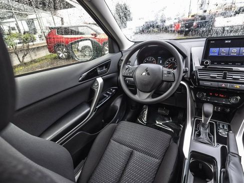 New 2026 Mitsubishi Eclipse Cross LE AWD/4WD image 24