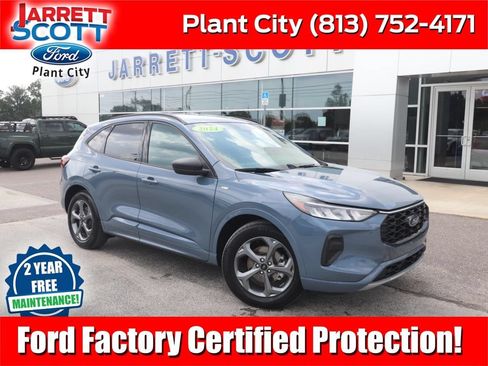 Used 2024 Ford Escape ST-Line w/ Tech Pack #1 FWD image 1