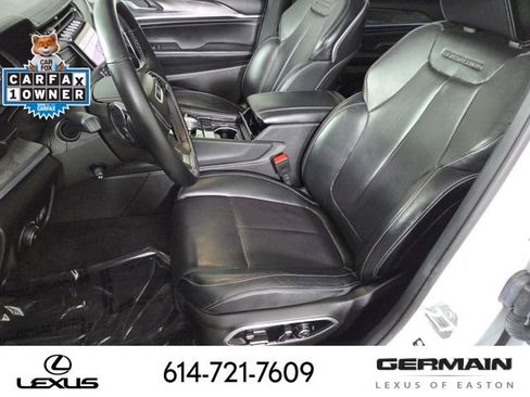 Used 2022 Jeep Grand Cherokee L Overland w/ Luxury Tech Group IV AWD/4WD image 20