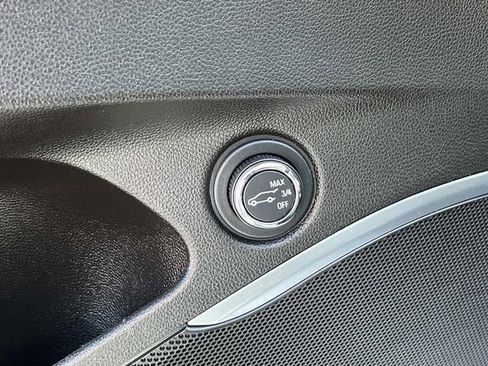 Used 2021 Buick Enclave Avenir w/ Avenir Technology Package image 31