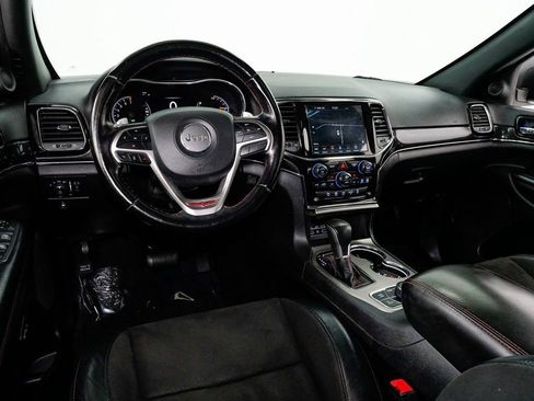 Used 2021 Jeep Grand Cherokee Trailhawk image 6