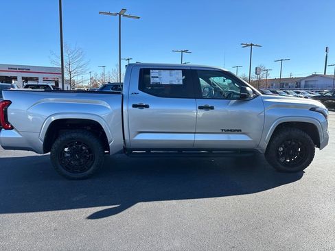 New 2026 Toyota Tundra SR5 image 6