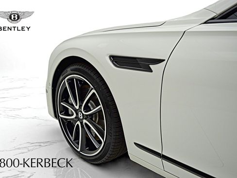 Used 2024 Bentley Flying Spur Azure AWD/4WD image 16