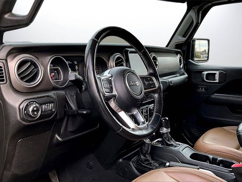 Certified 2020 Jeep Gladiator Rubicon image 19