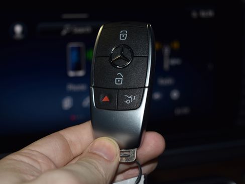 New 2026 Mercedes-Benz GLE 450 4MATIC image 15