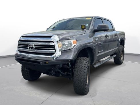 Used 2016 Toyota Tundra SR5 image 2