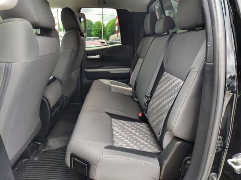 Used 2018 Toyota Tundra SR5 AWD/4WD image 9
