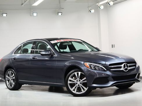 Used 2015 Mercedes-Benz C 300 4MATIC Sedan image 2