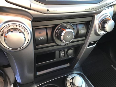 Certified 2019 Toyota 4Runner SR5 Premium image 21