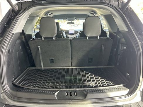 Used 2023 Ford Explorer XLT w/ Equipment Group 202A image 43