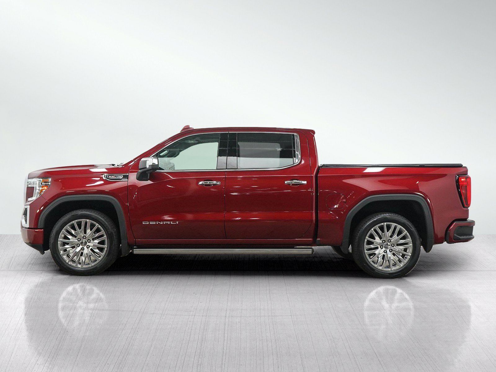Used 2019 GMC Sierra 1500 Denali w/ Denali Ultimate Package AWD/4WD image 2