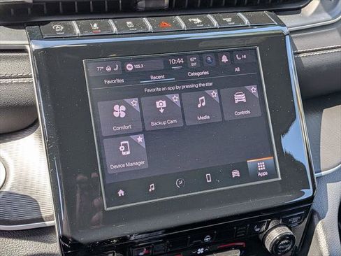 Certified 2025 Jeep Grand Cherokee Altitude RWD image 17