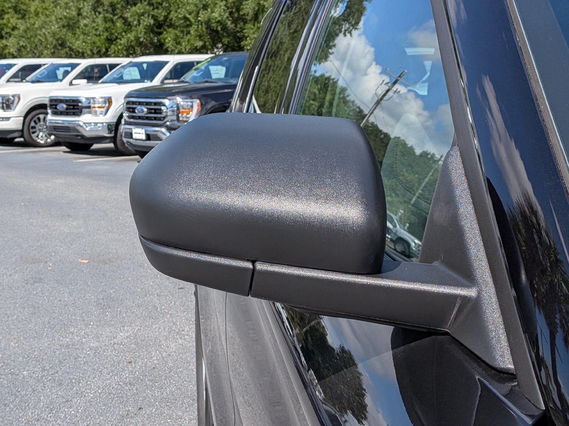 New 2027 Ford Explorer Active RWD image 12