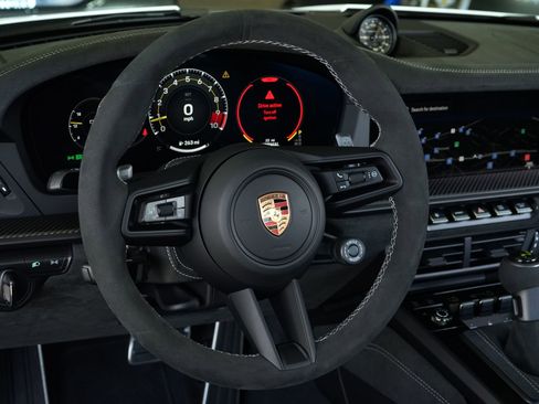 Used 2026 Porsche 911 GT3 image 17