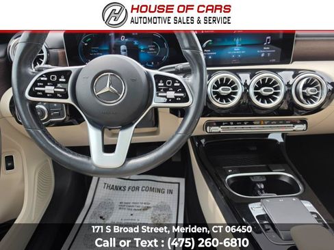 Used 2019 Mercedes-Benz A 220 4MATIC image 25
