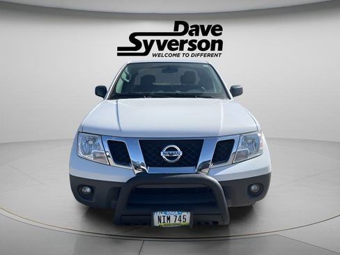 Used 2019 Nissan Frontier S image 2