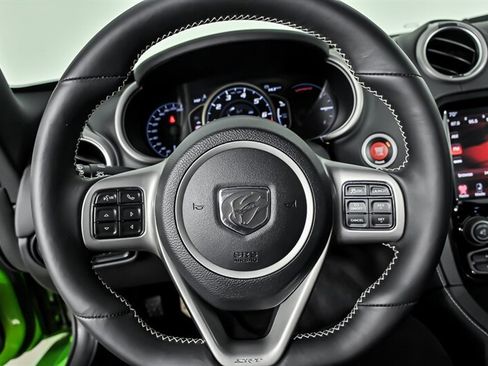Used 2014 SRT Viper GTS RWD image 22