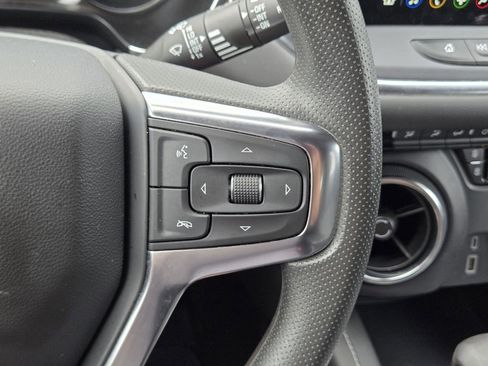 Used 2025 Chevrolet Blazer LT image 31