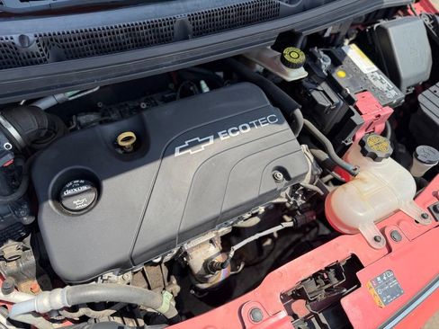 Used 2018 Chevrolet Spark LT FWD image 17