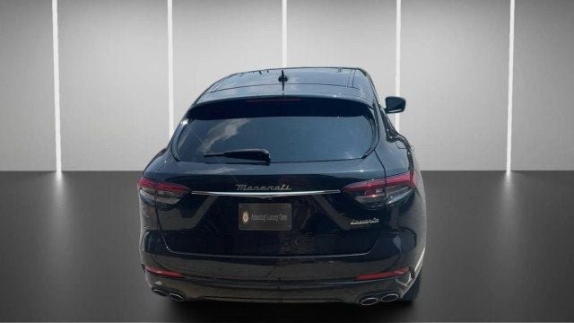 Used 2023 Maserati Levante GT AWD/4WD image 9