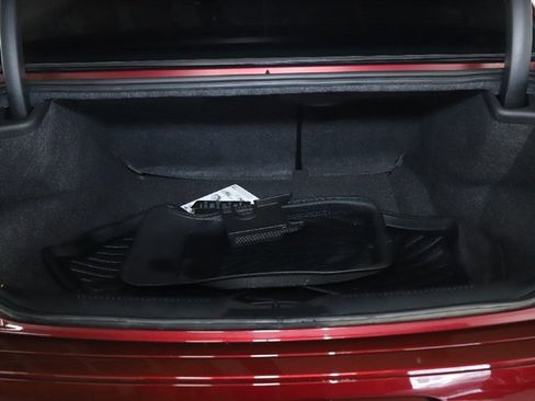 Used 2022 Chrysler 300 Touring w/ Sport Appearance Package image 28