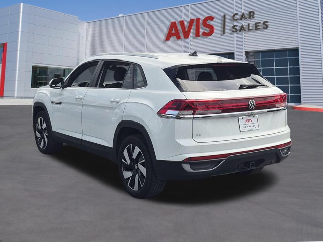 Used 2025 Volkswagen Atlas Cross Sport SE FWD image 9