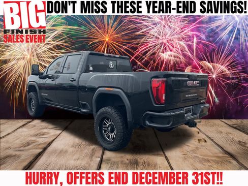 Used 2020 GMC Sierra 2500 AT4 w/ AT4 Premium Package image 7
