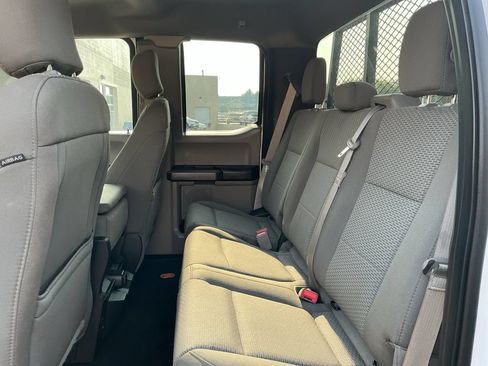 Used 2018 Ford F150 XLT w/ Heavy-Duty Payload Package AWD/4WD image 21