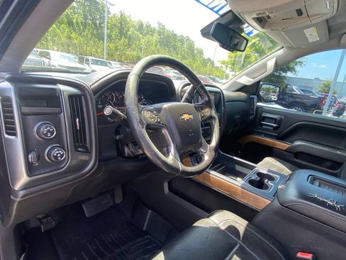 Used 2016 Chevrolet Silverado 1500 LTZ w/ LTZ Plus Package AWD/4WD image 9