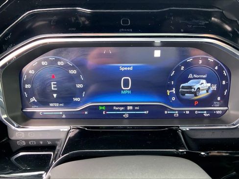 Used 2022 Chevrolet Silverado 1500 LT Trail Boss w/ Convenience Package II image 25