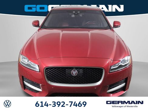 Used 2017 Jaguar XF R-Sport image 3