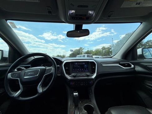 Used 2017 GMC Acadia SLT AWD/4WD image 13