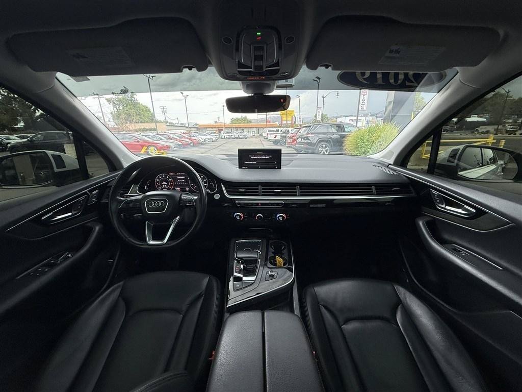 Used 2019 Audi Q7 3.0T Premium Plus w/ Premium Plus Package AWD/4WD image 32